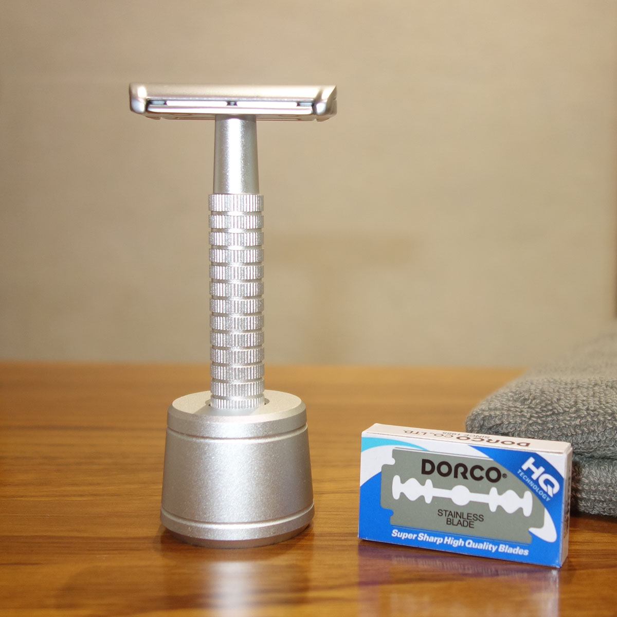 iRAZOR ダブルエッジ安全かみそり 男性用 ウェットマニ - Men'S Grooming Underarm のレビューと価格